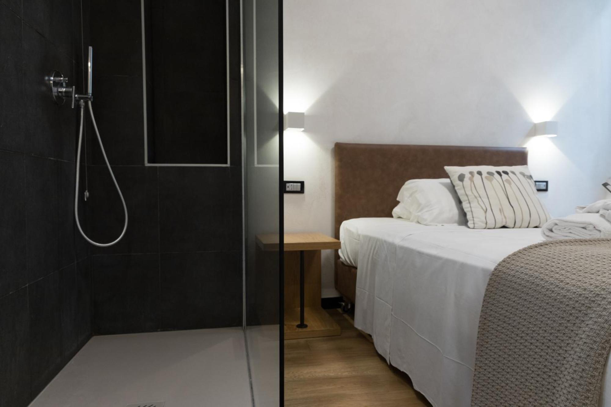 Hotel Doria Genoa Bagian luar foto